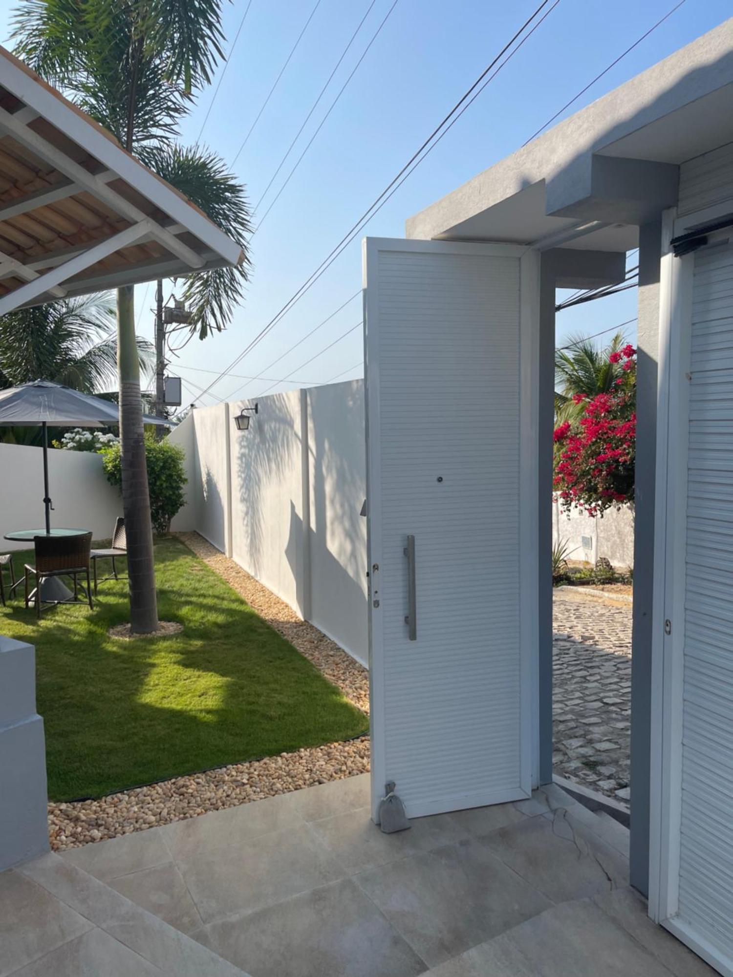 Hotel Charlotte House Canoa Quebrada Esterno foto